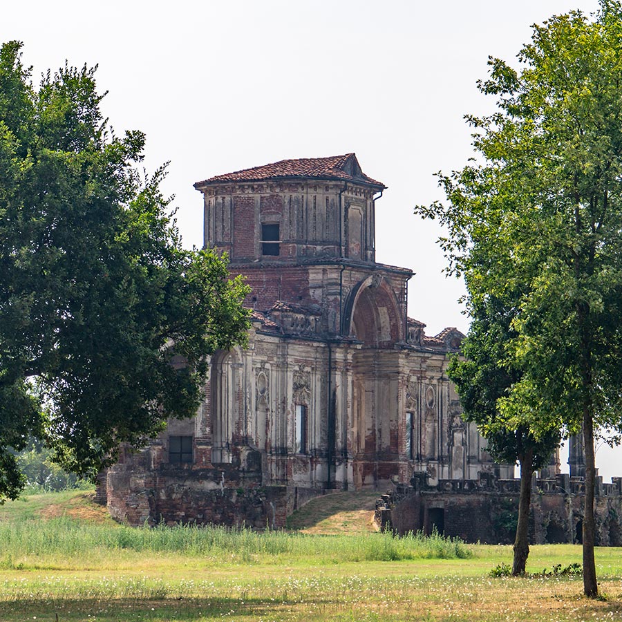 Il gigante centri commerciali castello di chignolo po