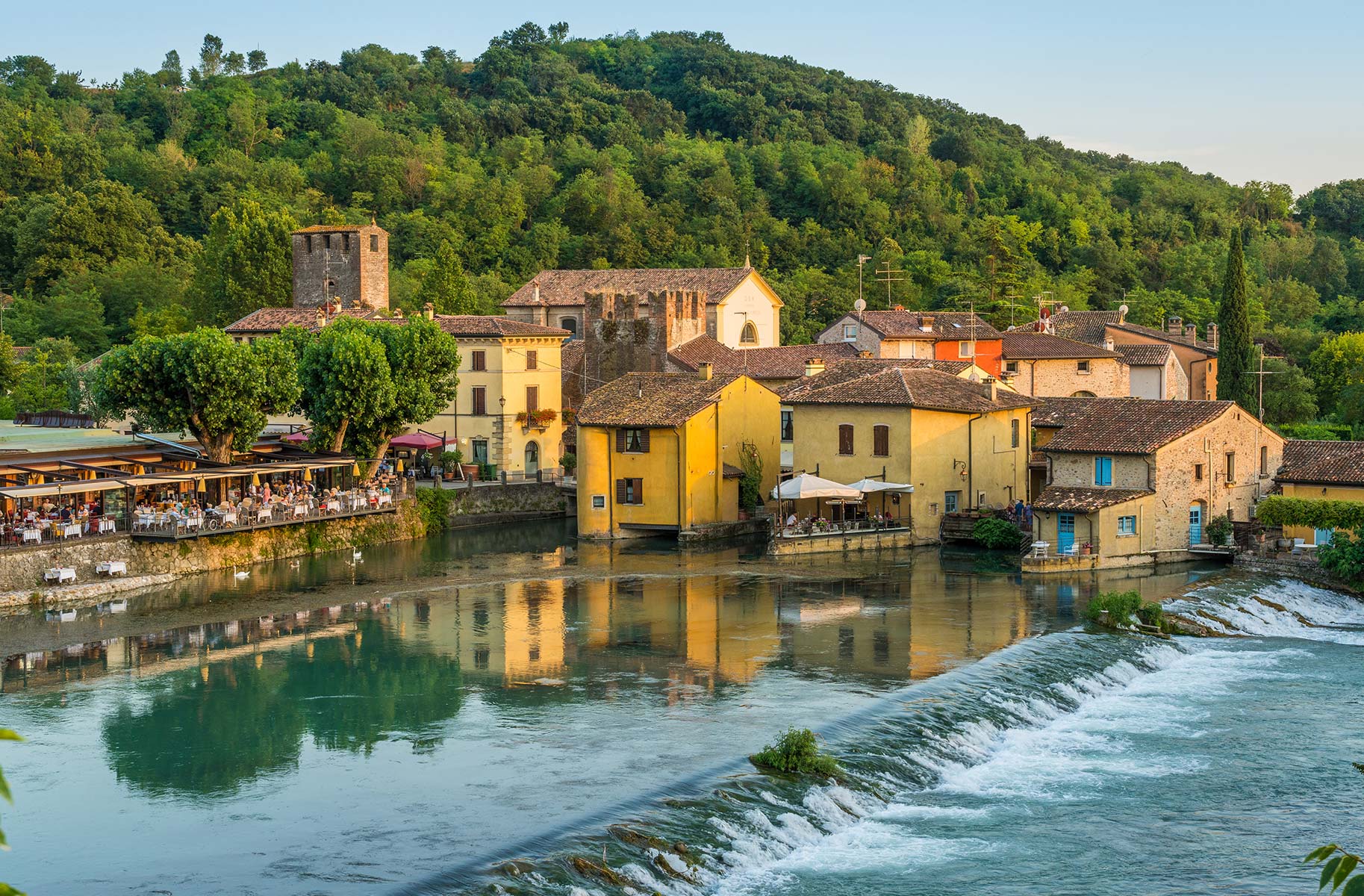 il gigante centri commerciali borghetto sul mincio borghi italia