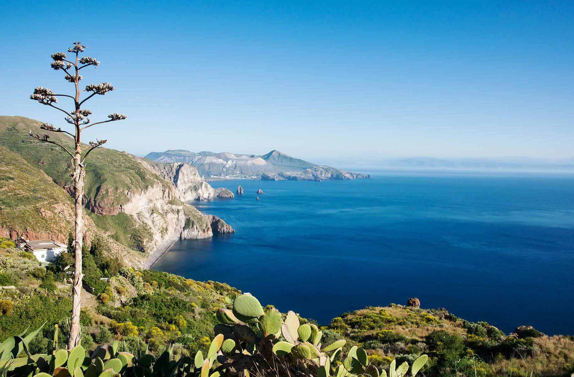 il gigante centri commerciali isole eolie belvedere quattrocchi