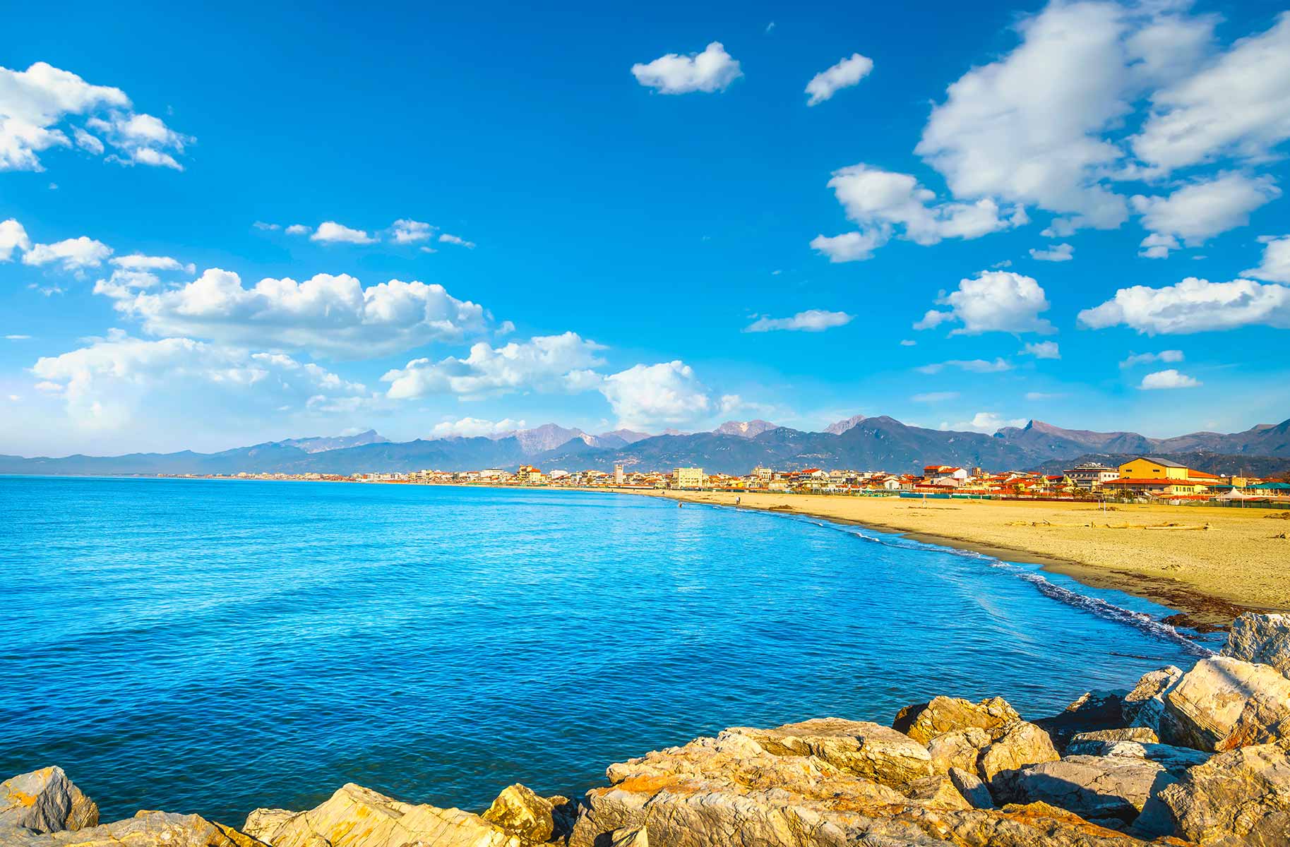 il gigante centri commerciali vacanze mare toscana