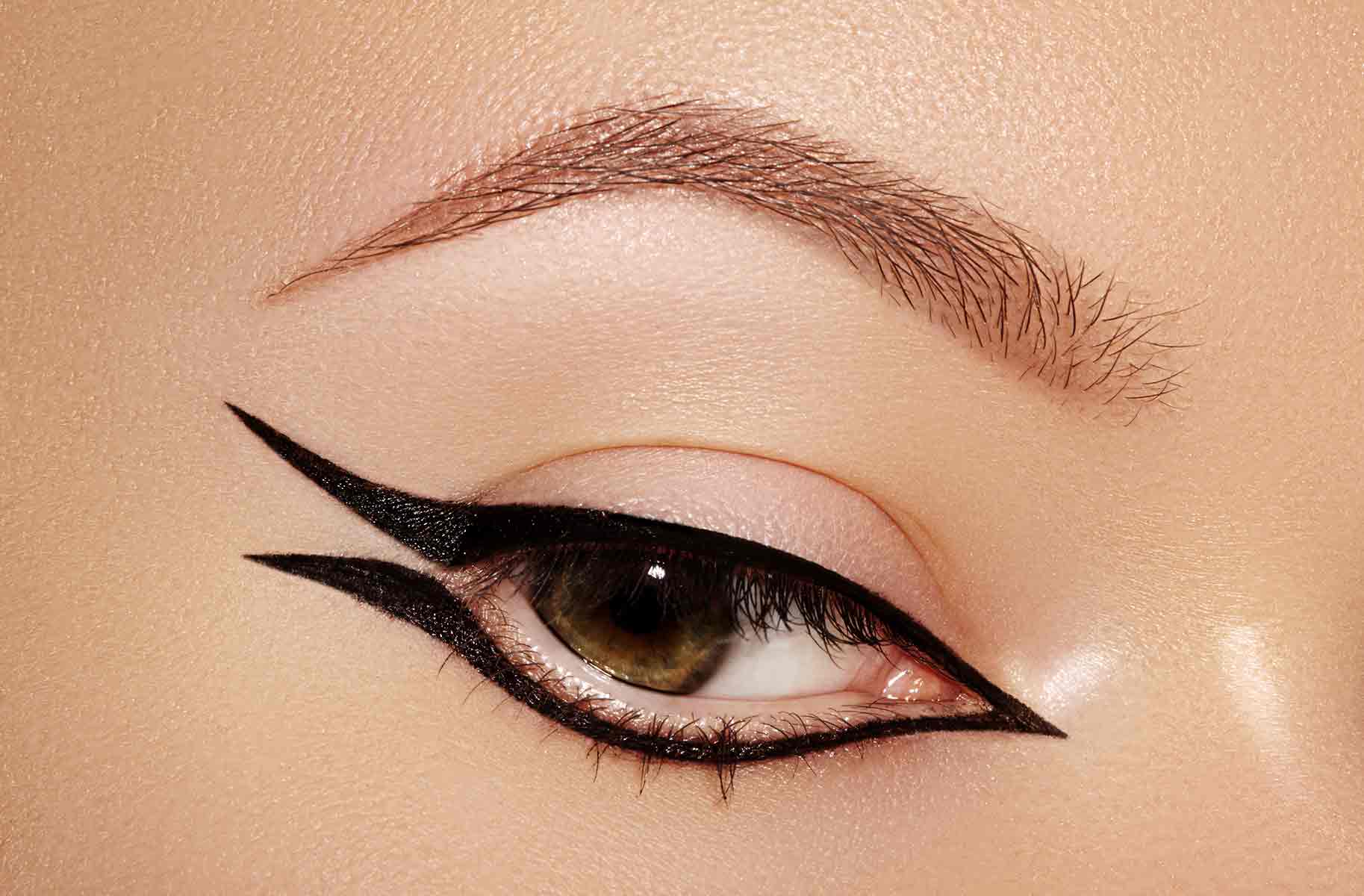 il gigante centri commerciali eyeliner grafico tendenze trucco occhi